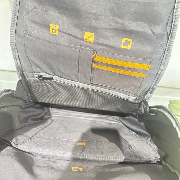 Samsonite Modern Utility Backpack - Picture 2 of 4